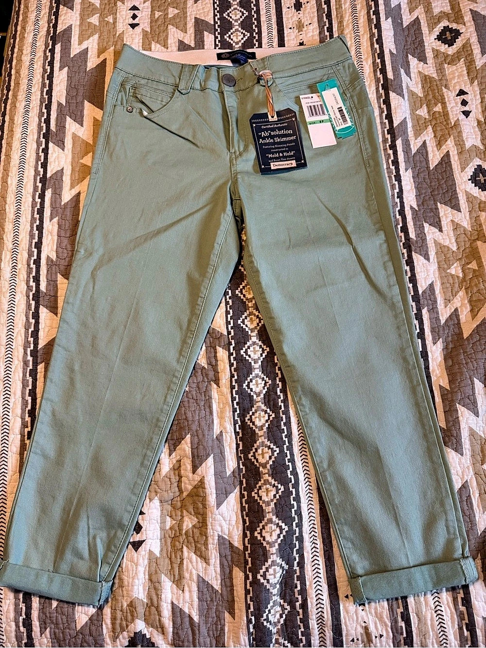 NWT Democracy Ab Solution Ankle Skimmer Pants Size 8P Petite Mint Green